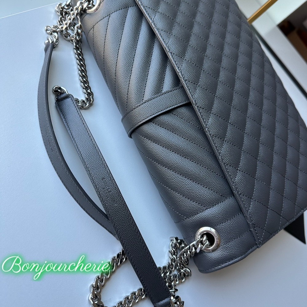 Authentic Saint Laurent large envelope bag - Picture 9 of 16